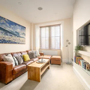 Stylish & 2br Stockbridge Gem Apartment Edinburgh