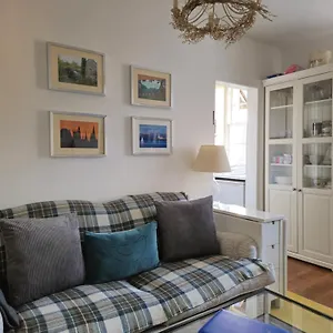 Dean Village Apartment Edinburgh